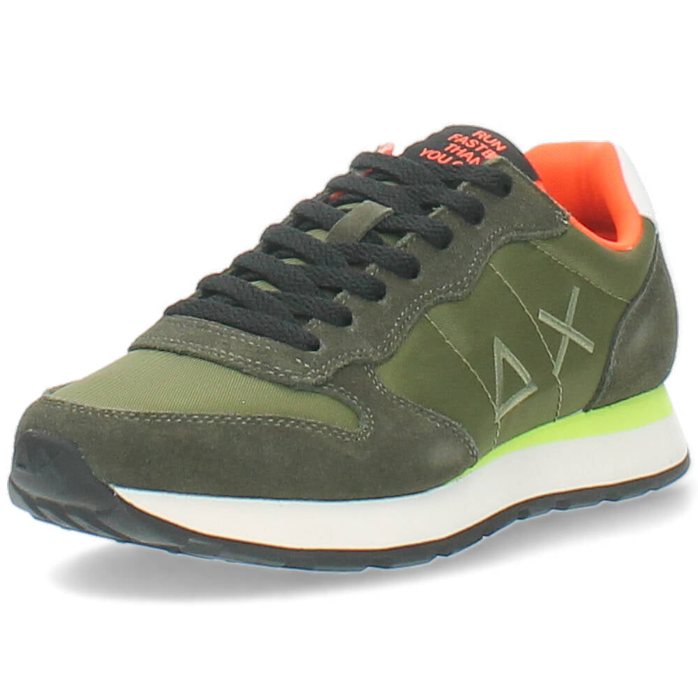 kaki sneaker