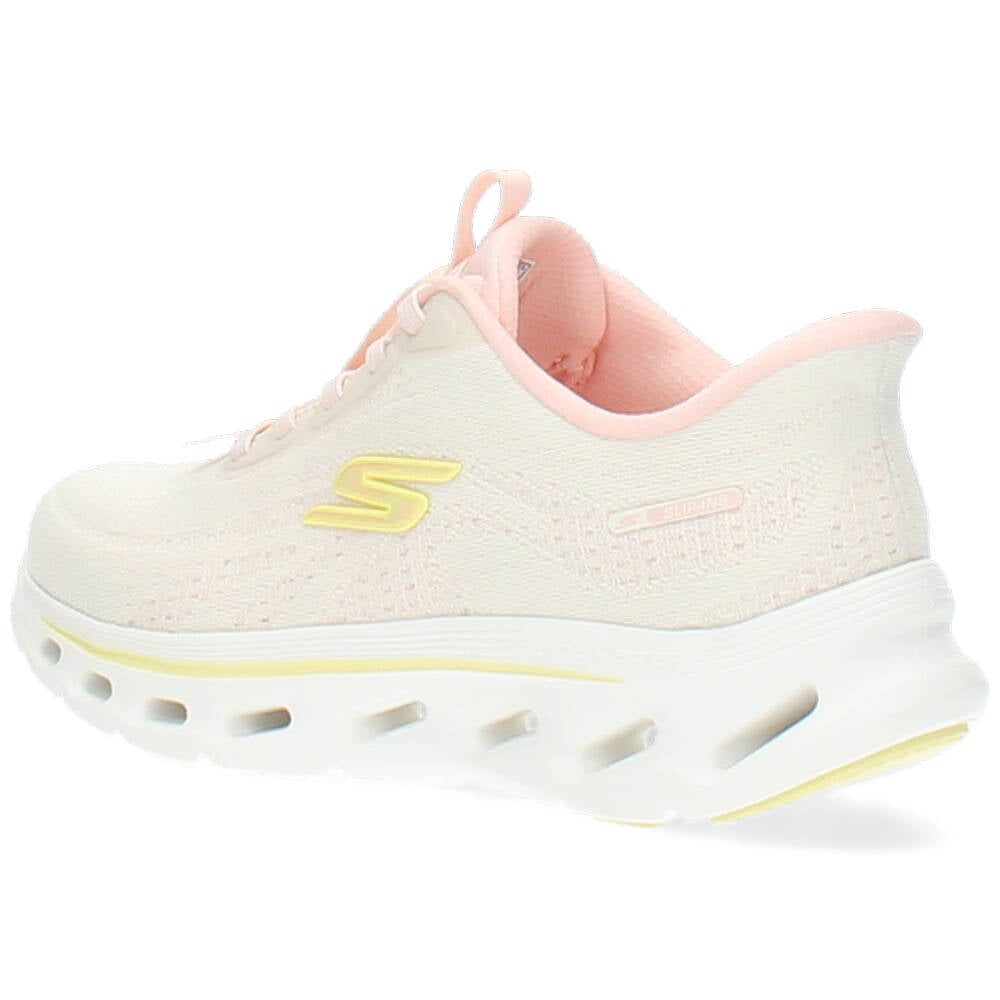 beige sneaker