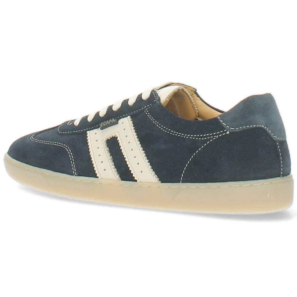 blauwe sneaker