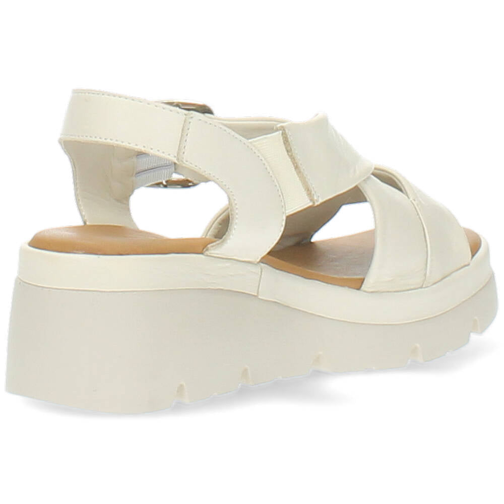 beige sandaal