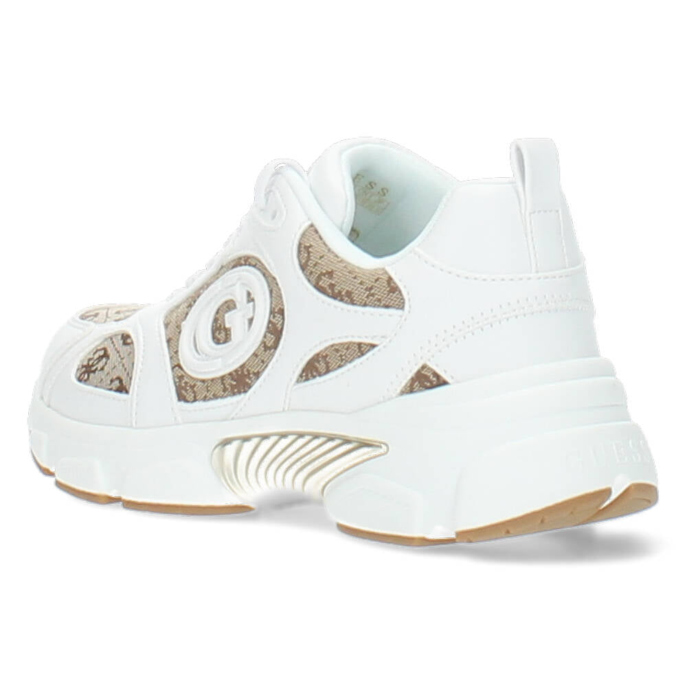 beige sneaker