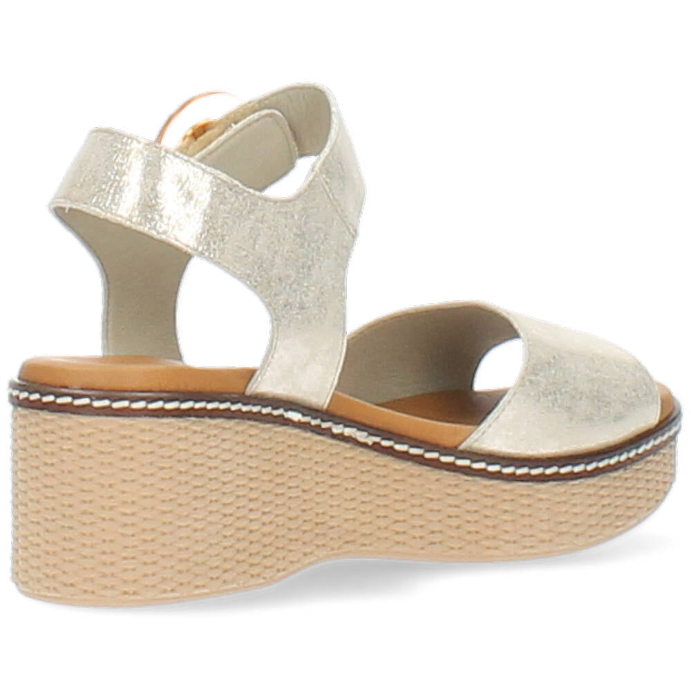 gouden sandaal op sleehak