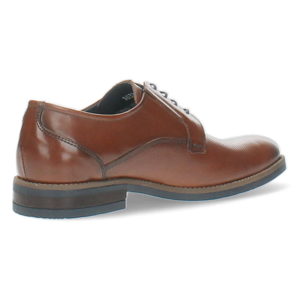 cognac geklede schoen