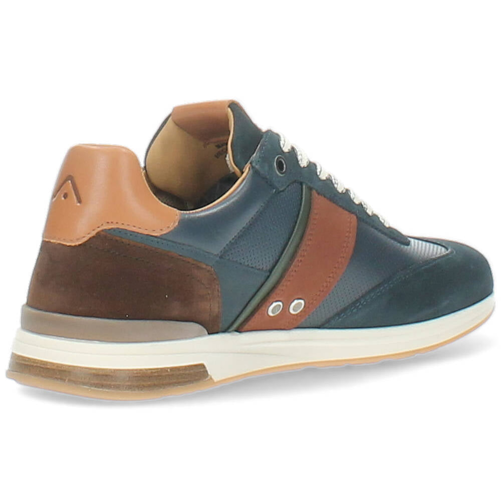 blauwe sneaker