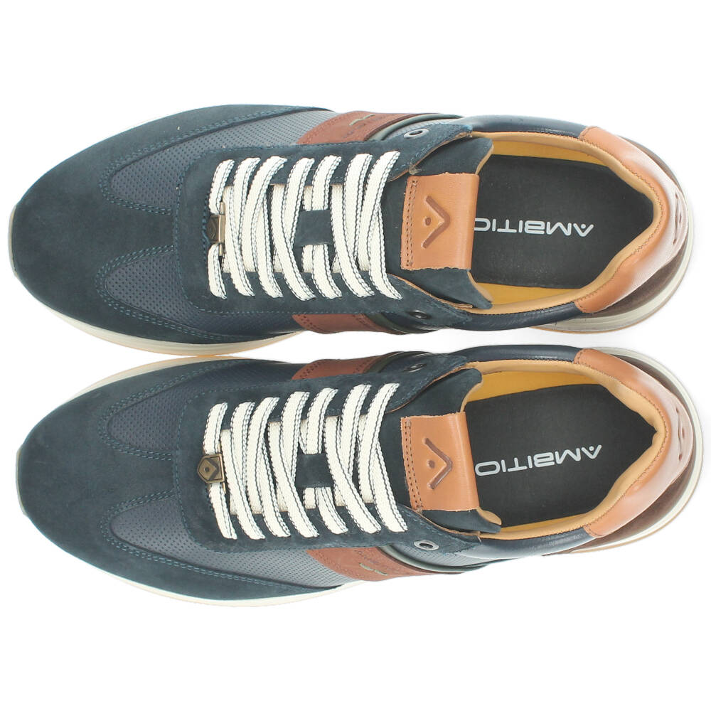 blauwe sneaker