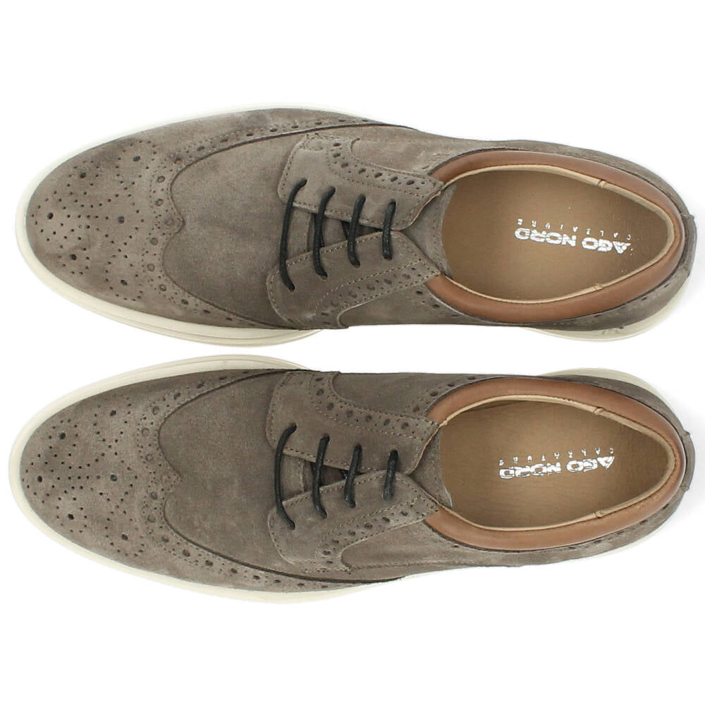 grijze geklede sneaker