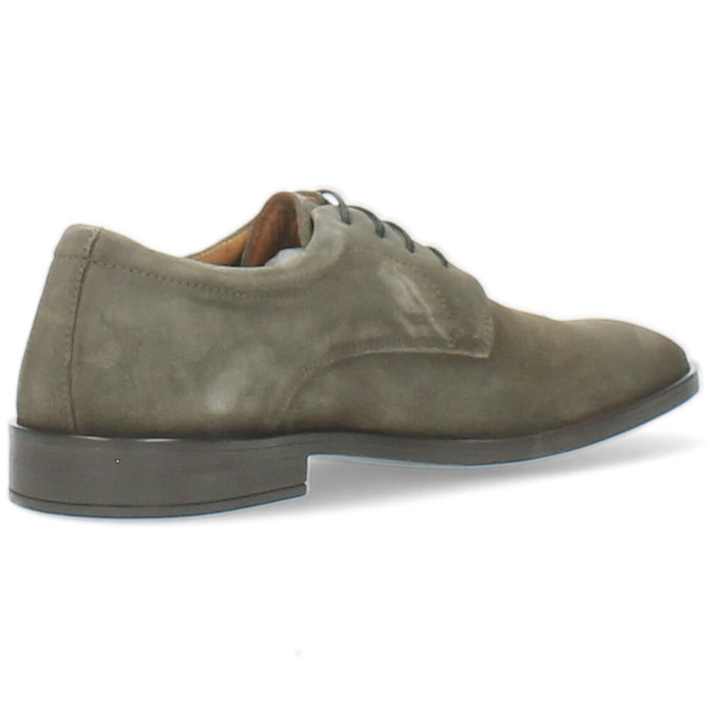 taupe geklede schoen