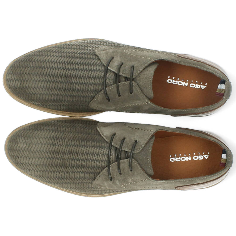 taupe geklede schoen