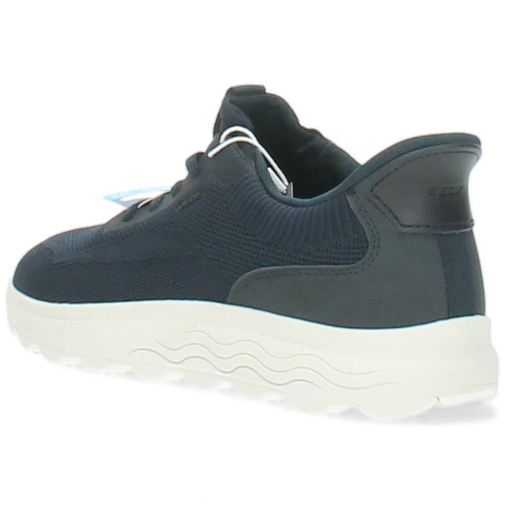 blauwe sneaker