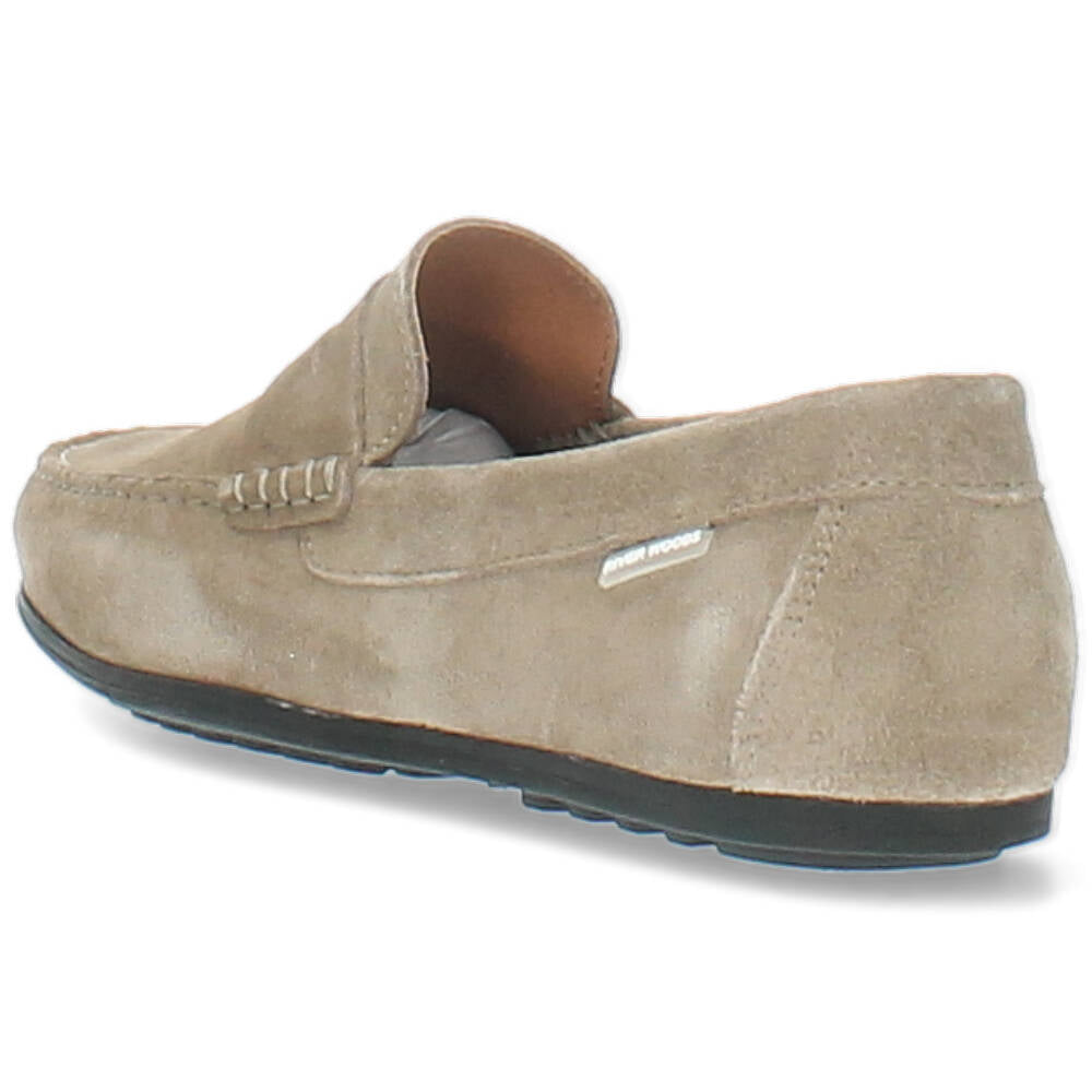 beige mocassin