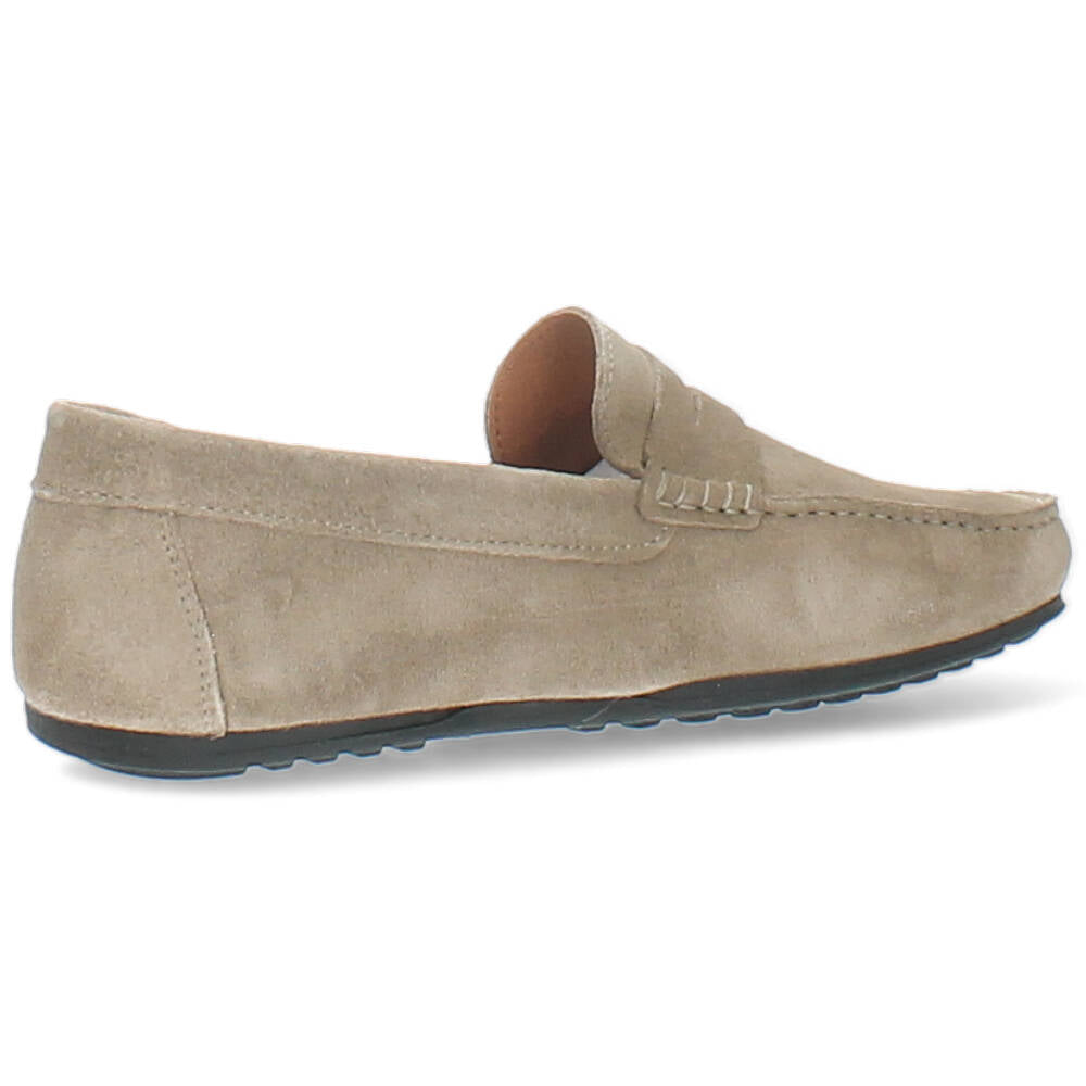 beige mocassin