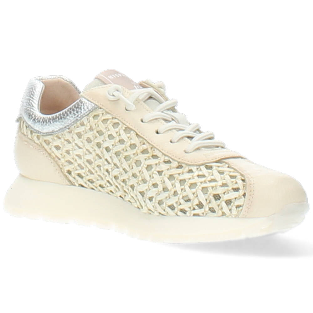 beige sneaker