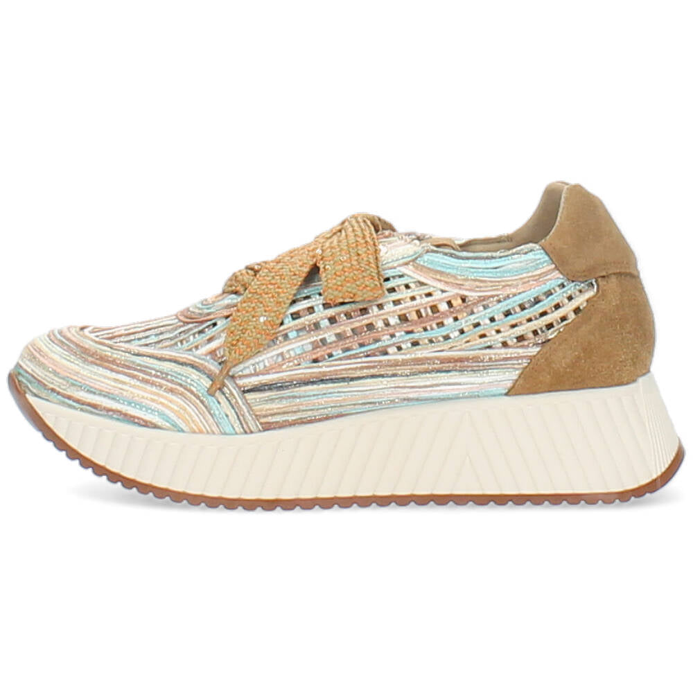 cognac sneaker