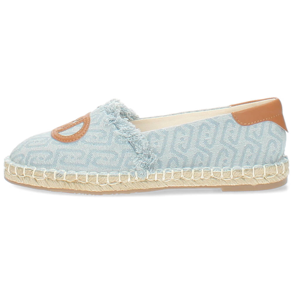 lichtblauwe espadrilles