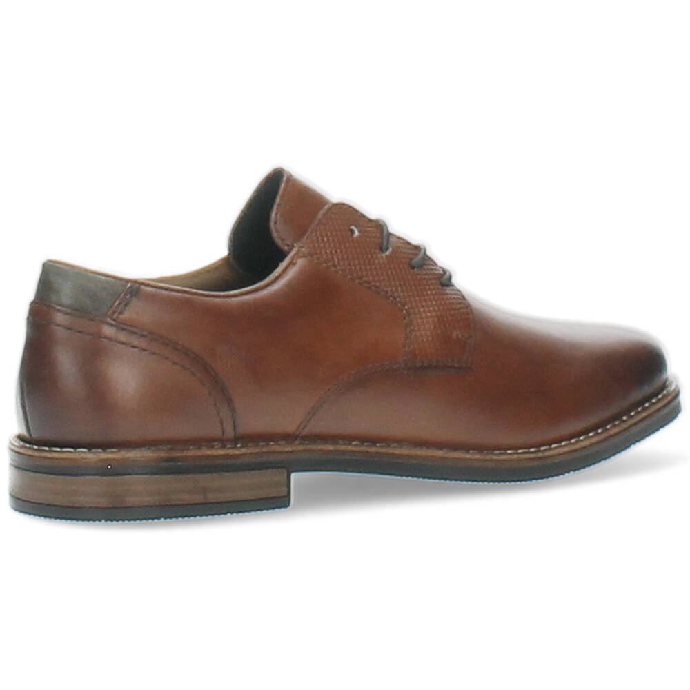 bruine geklede schoen