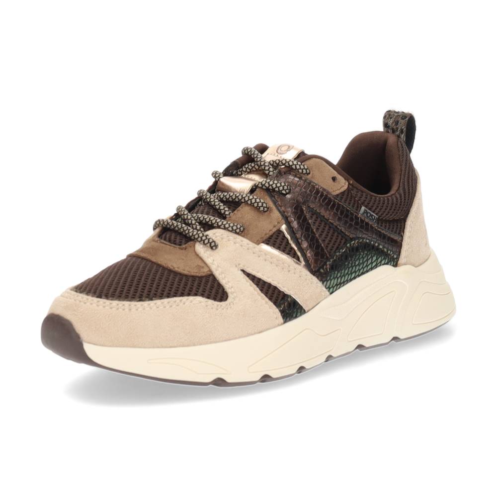 beige sneaker