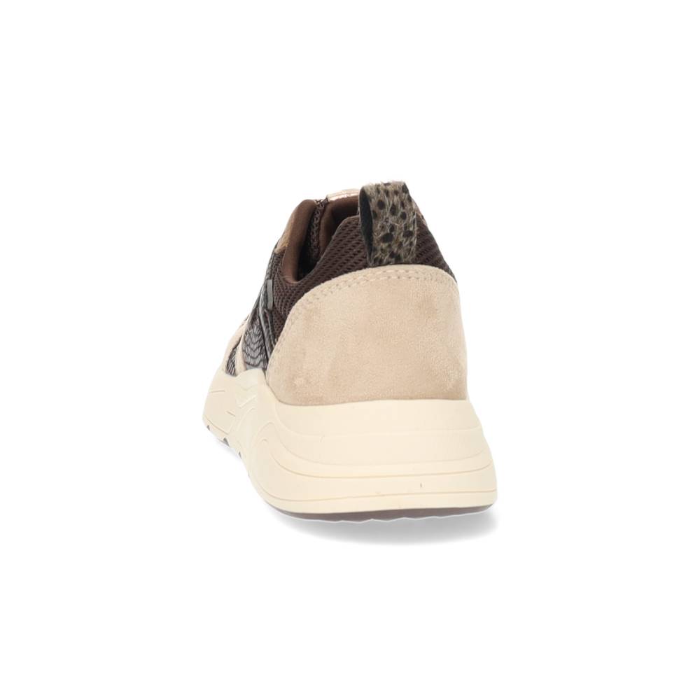 beige sneaker