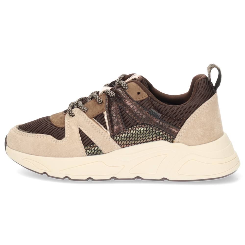 beige sneaker