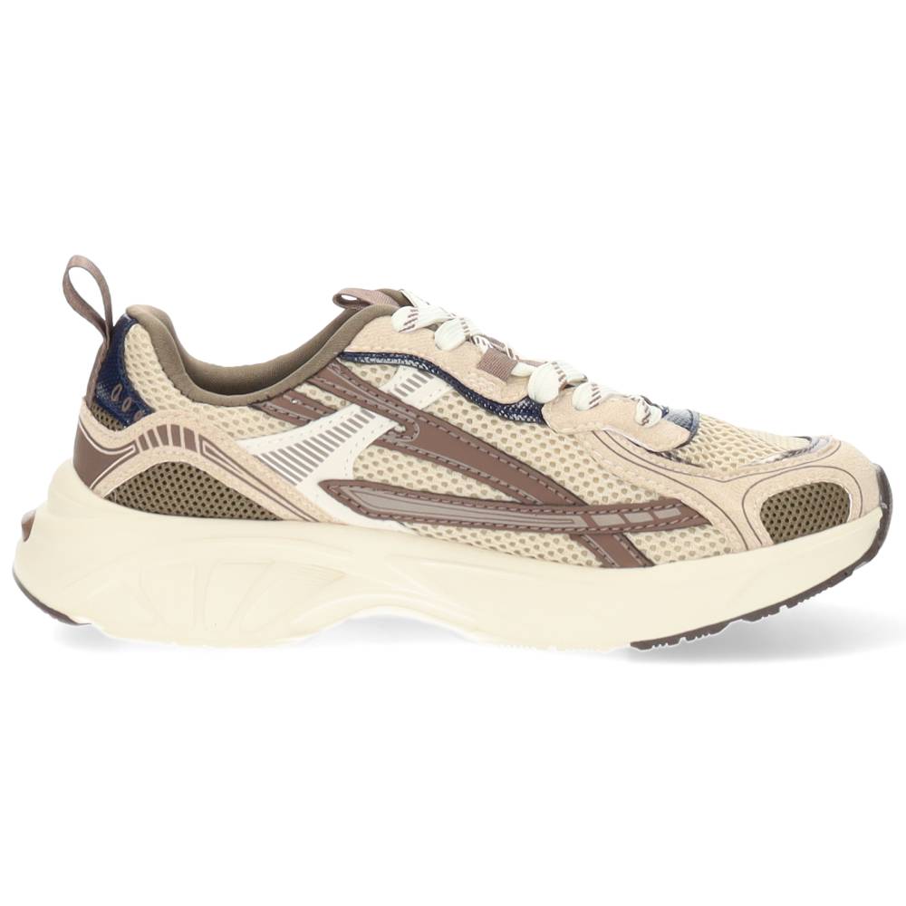 beige sneaker