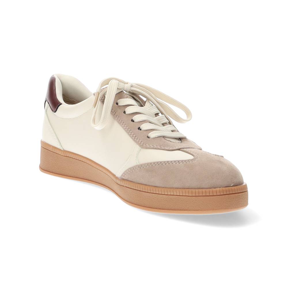 beige sneaker