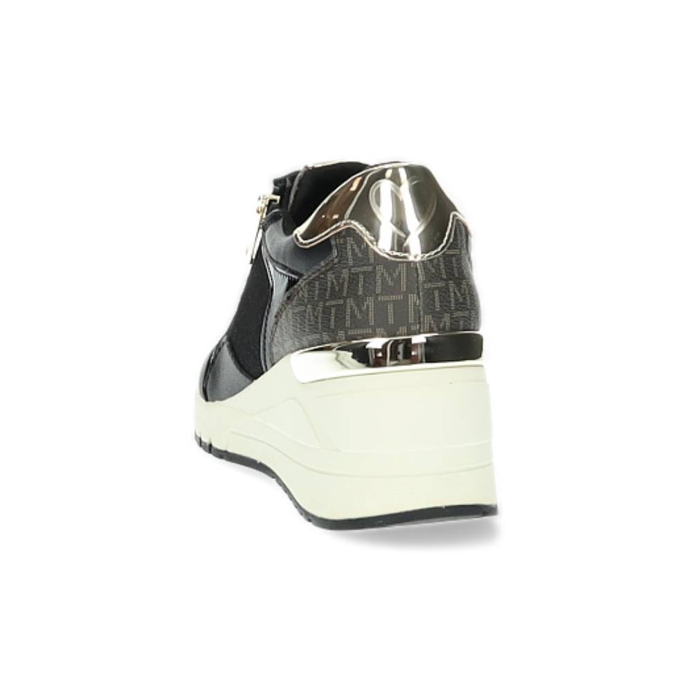 zwarte sneaker