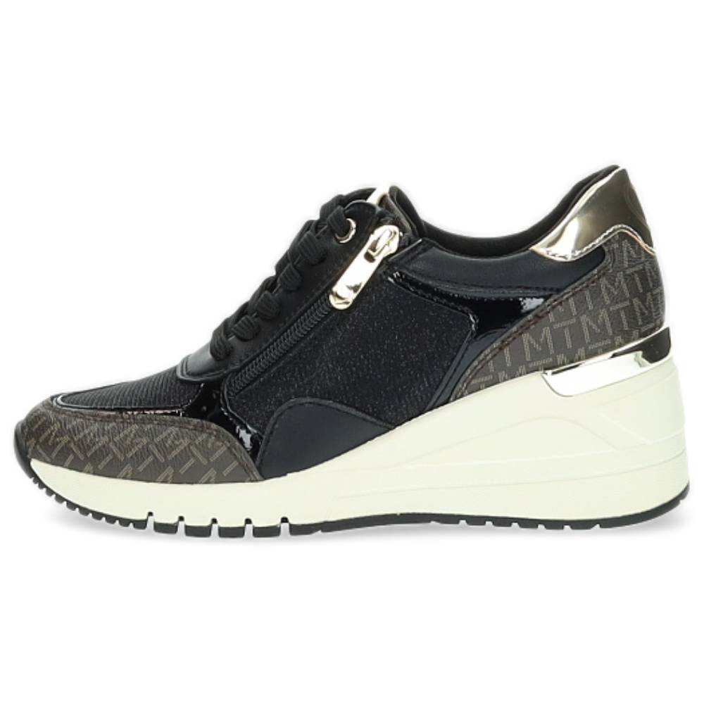zwarte sneaker