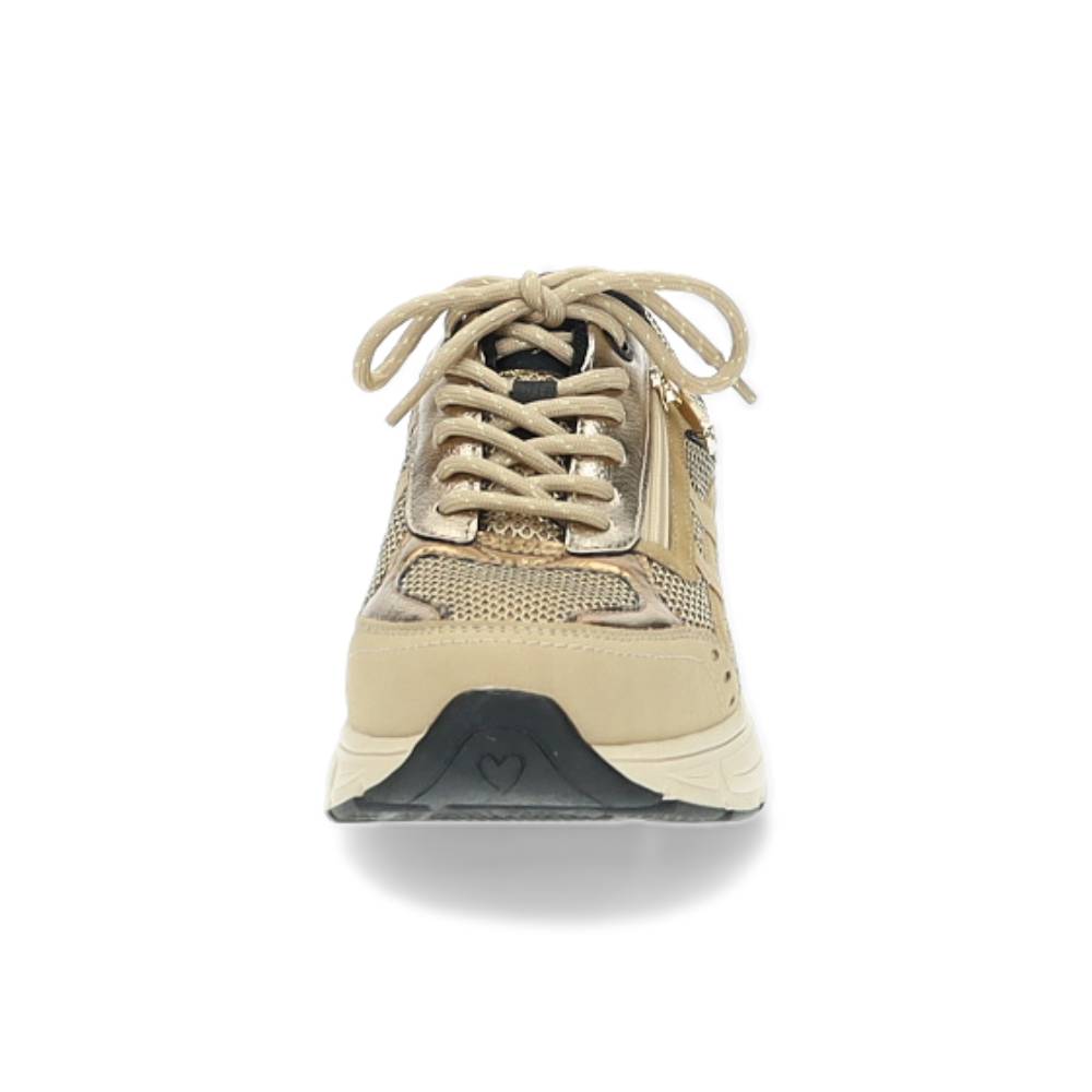 beige sneaker