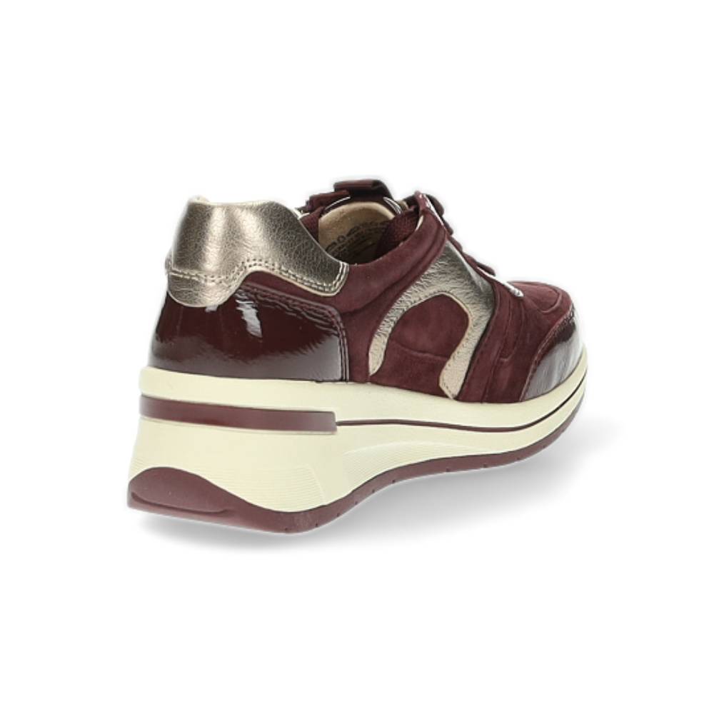 bordeaux sneaker