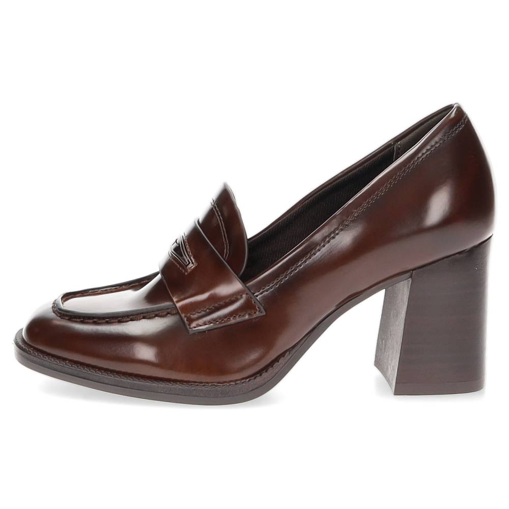 bruine mocassin op hak