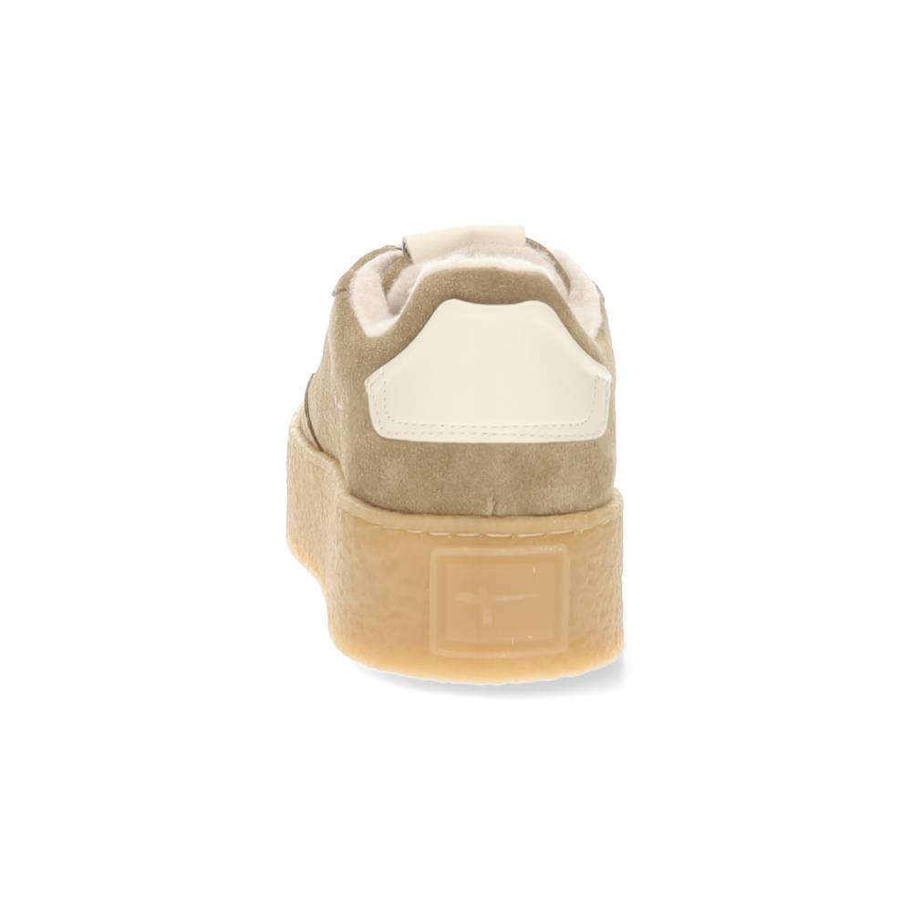 beige sneaker