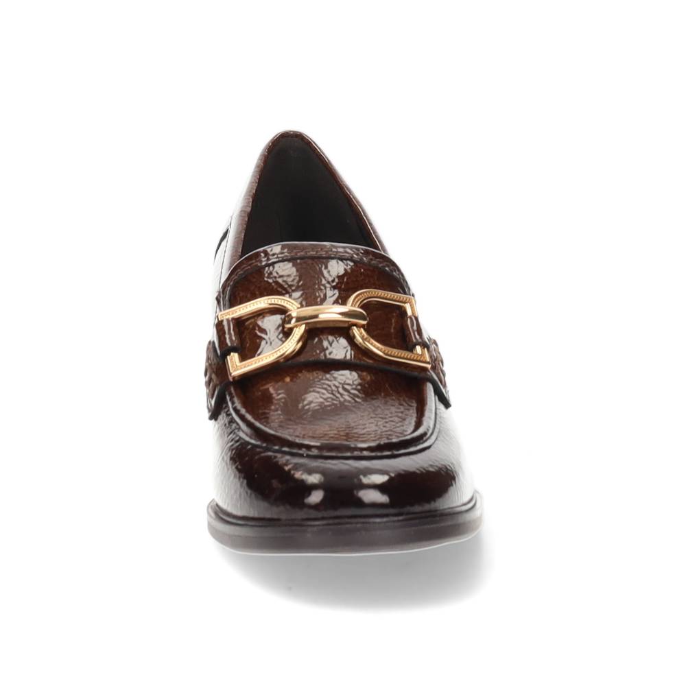 bruine mocassin op hak