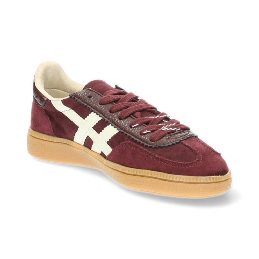 bordeaux sneaker