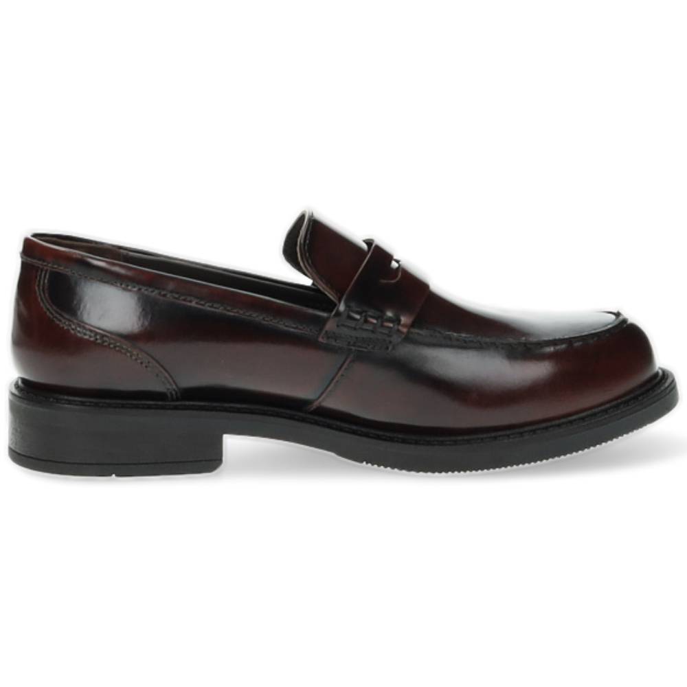 bordeaux loafer