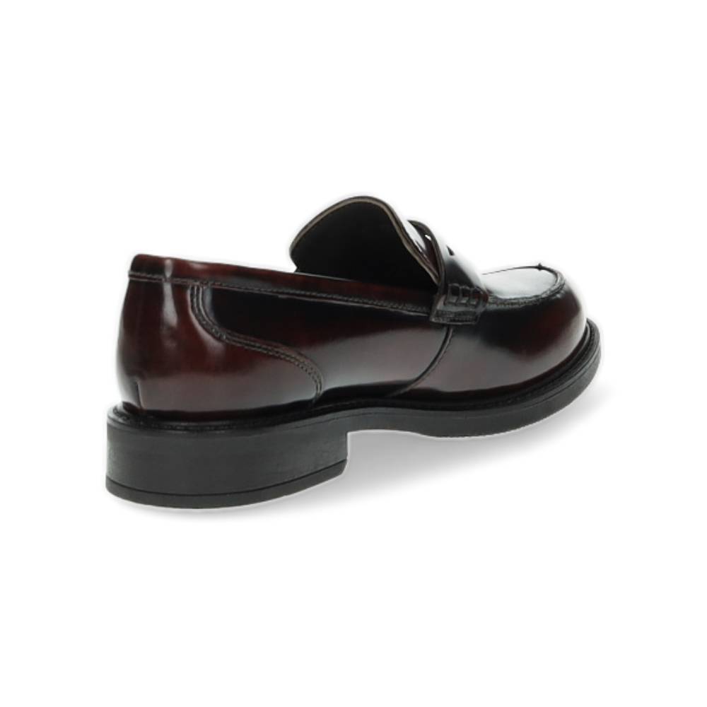 bordeaux loafer