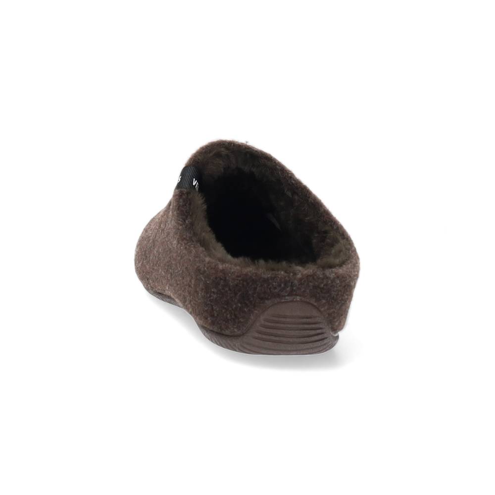 bruine pantoffel