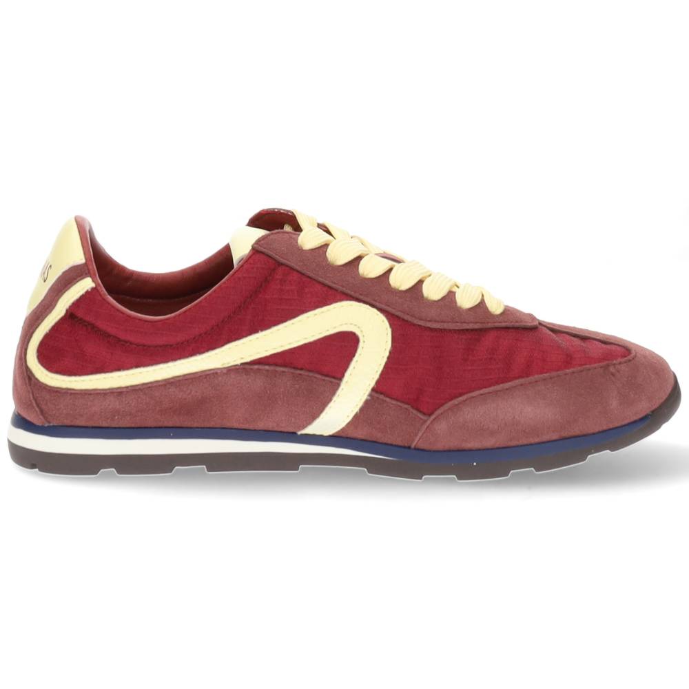 bordeaux sneaker