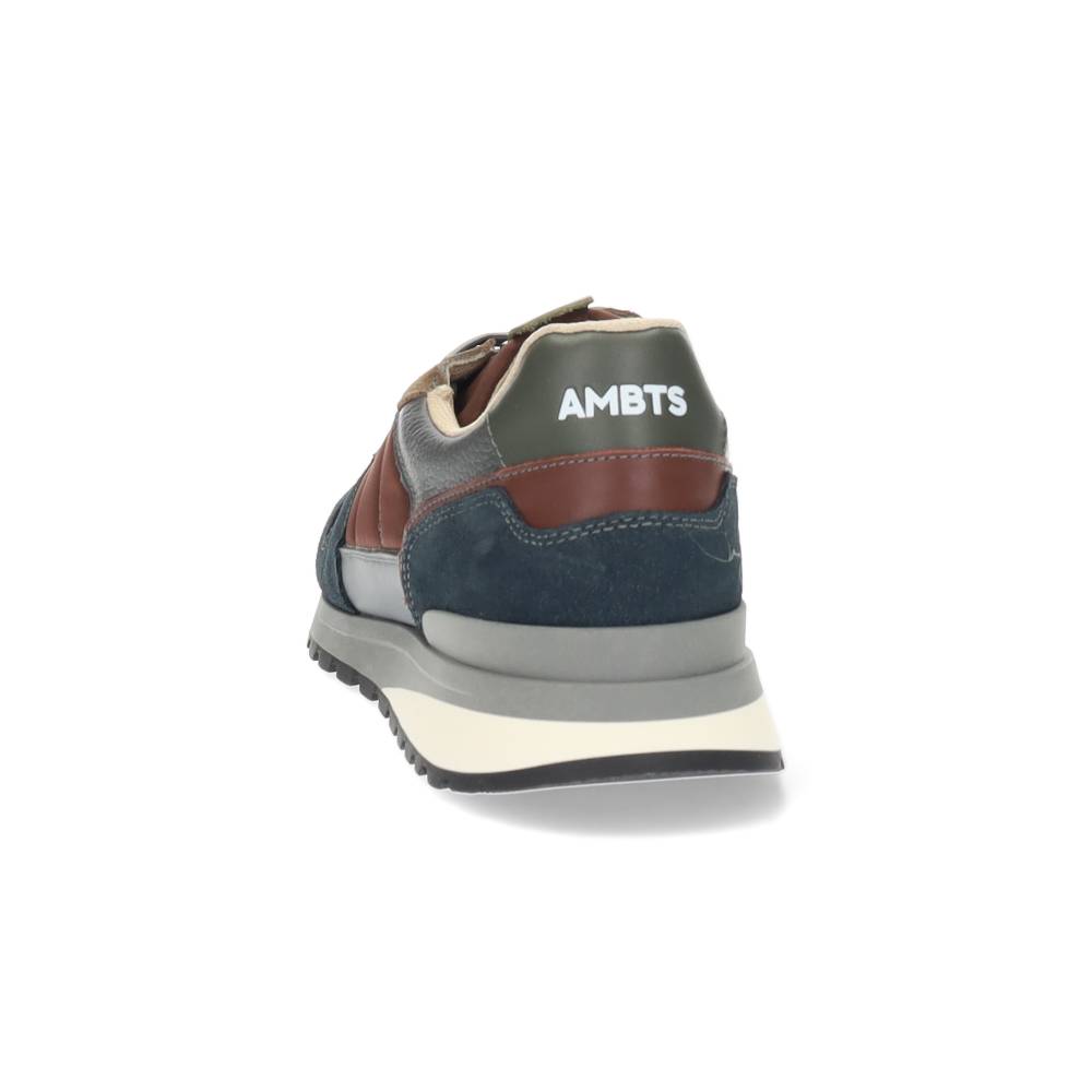 blauwe sneaker