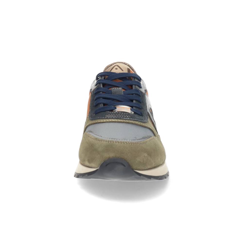 kaki sneaker