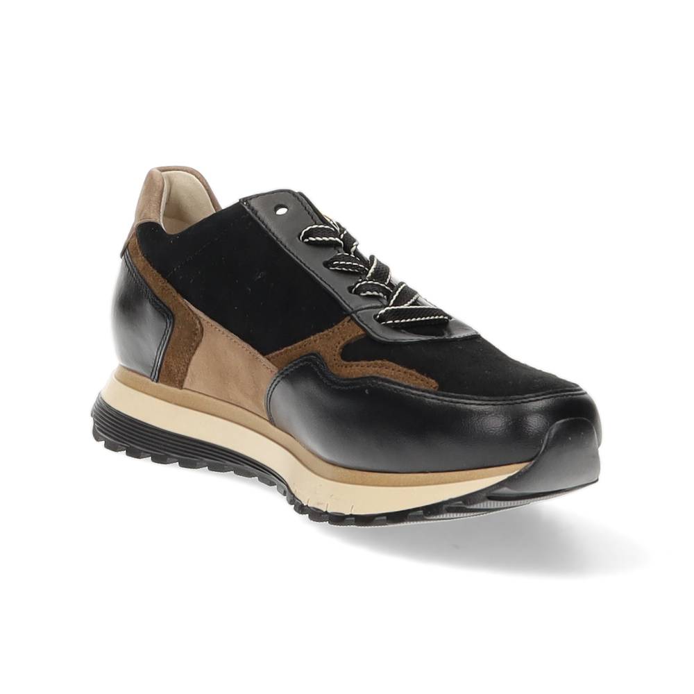 zwarte sneaker