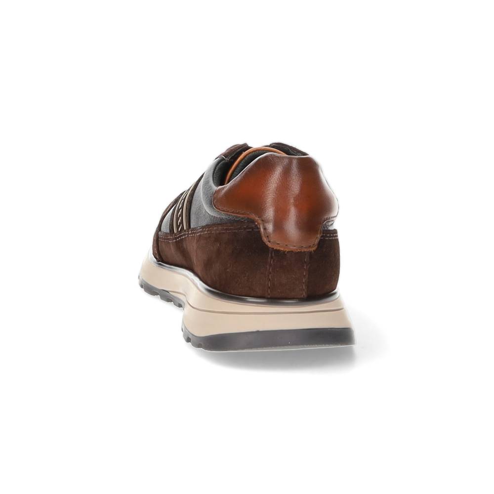 bruine sneaker