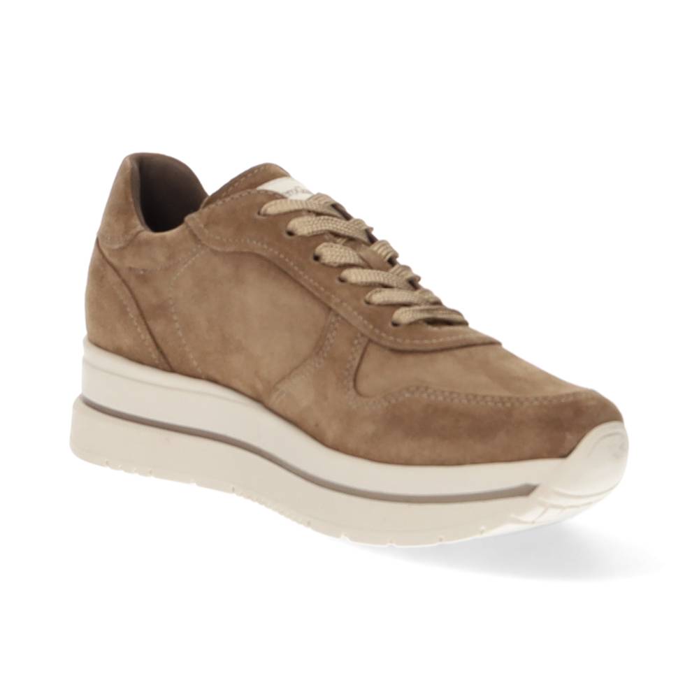 natural sneaker