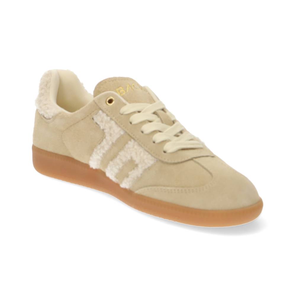 beige sneaker