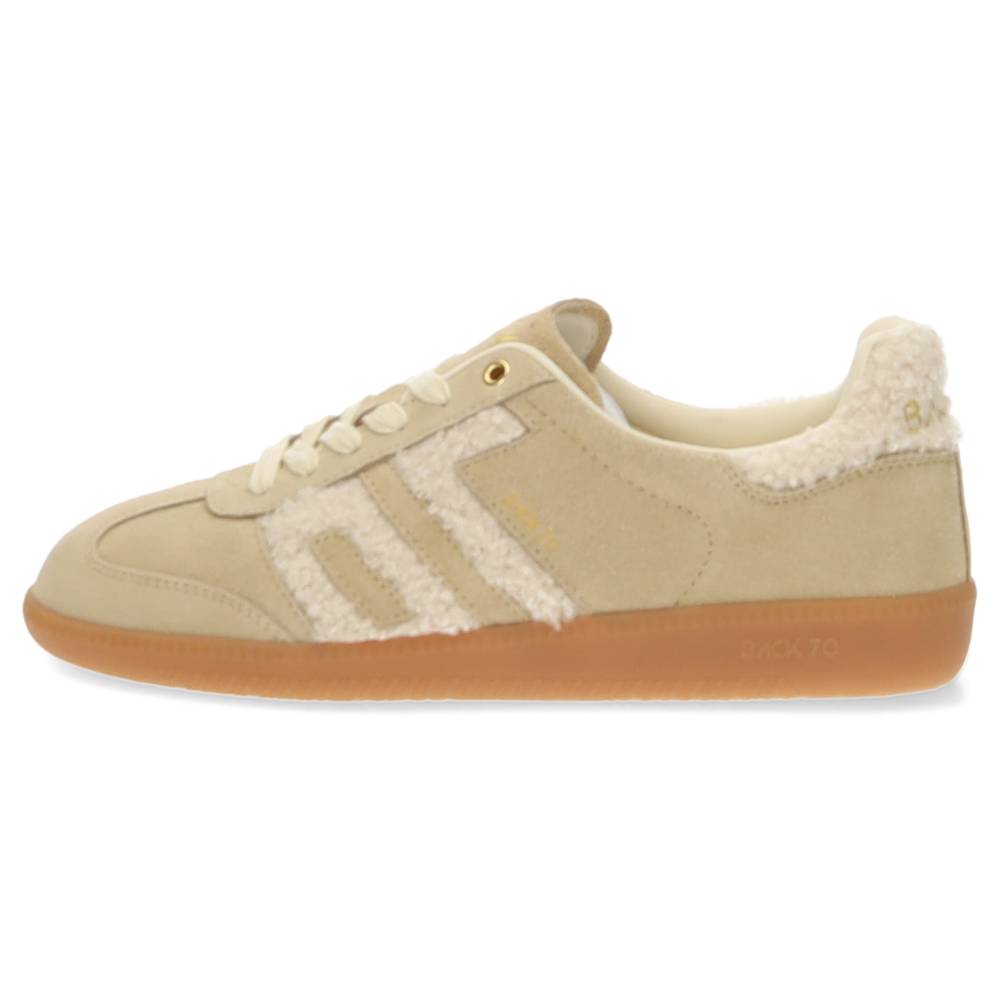 beige sneaker