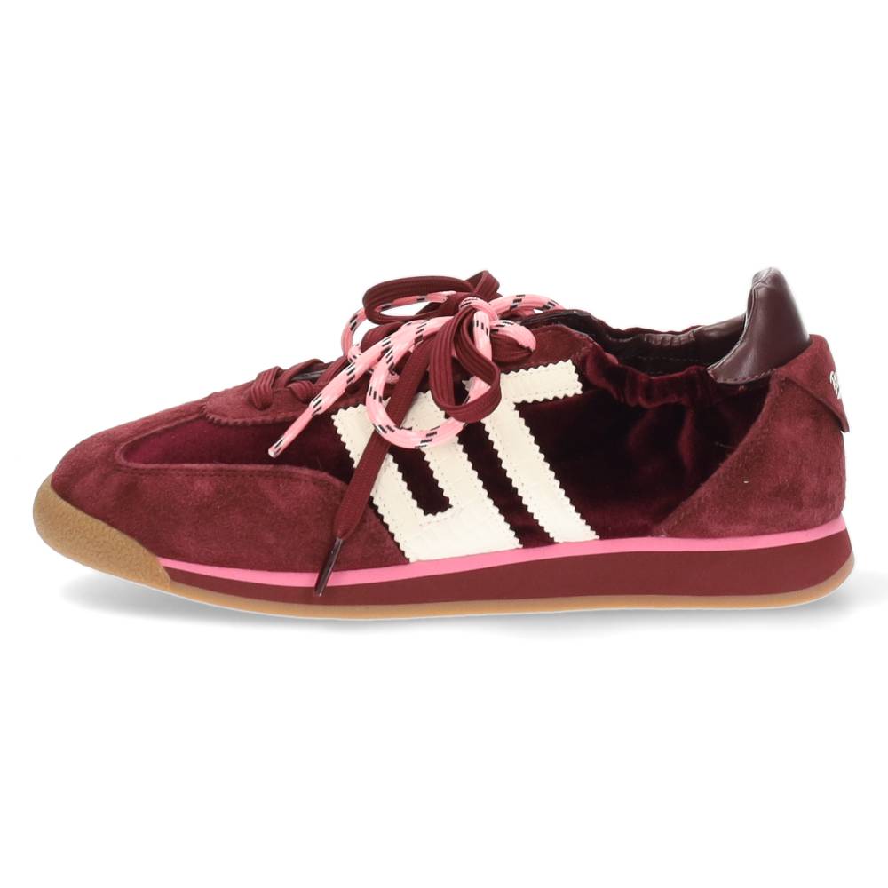 bordeaux sneaker