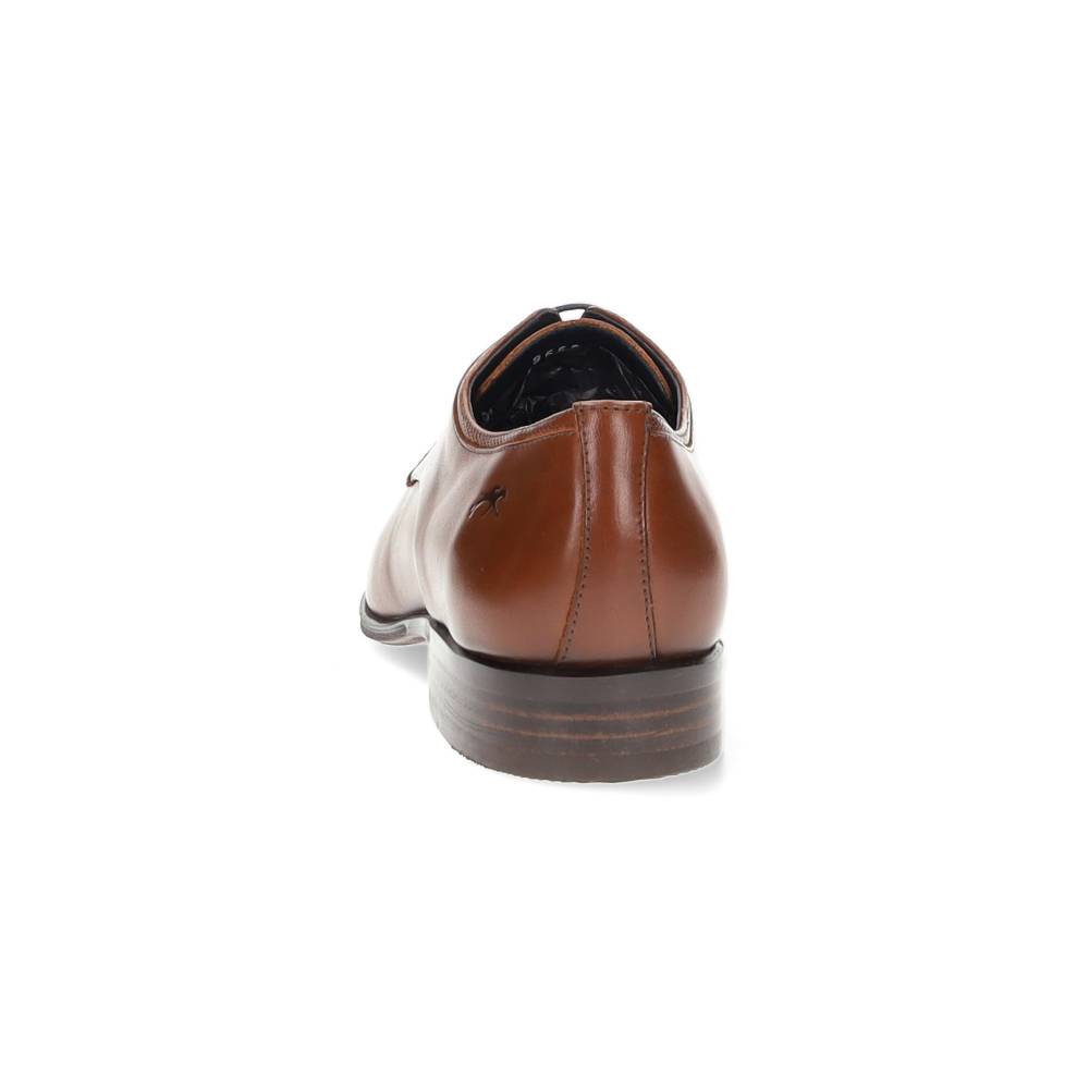 cognac geklede herenschoen
