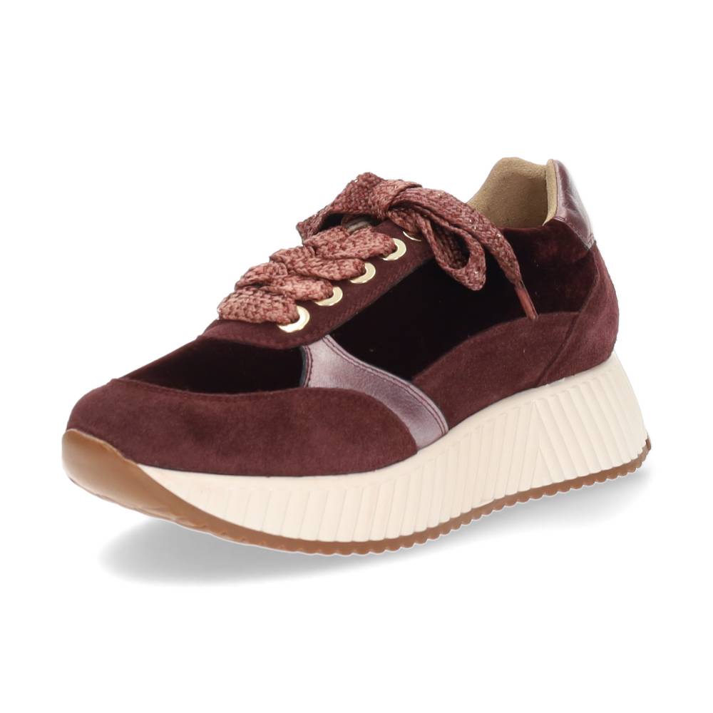 bordeaux sneaker