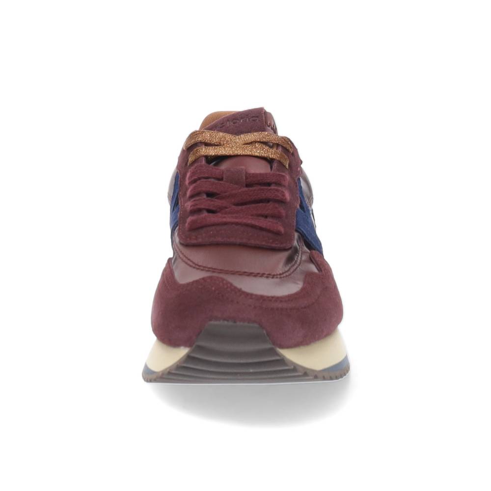 bordeaux sneaker