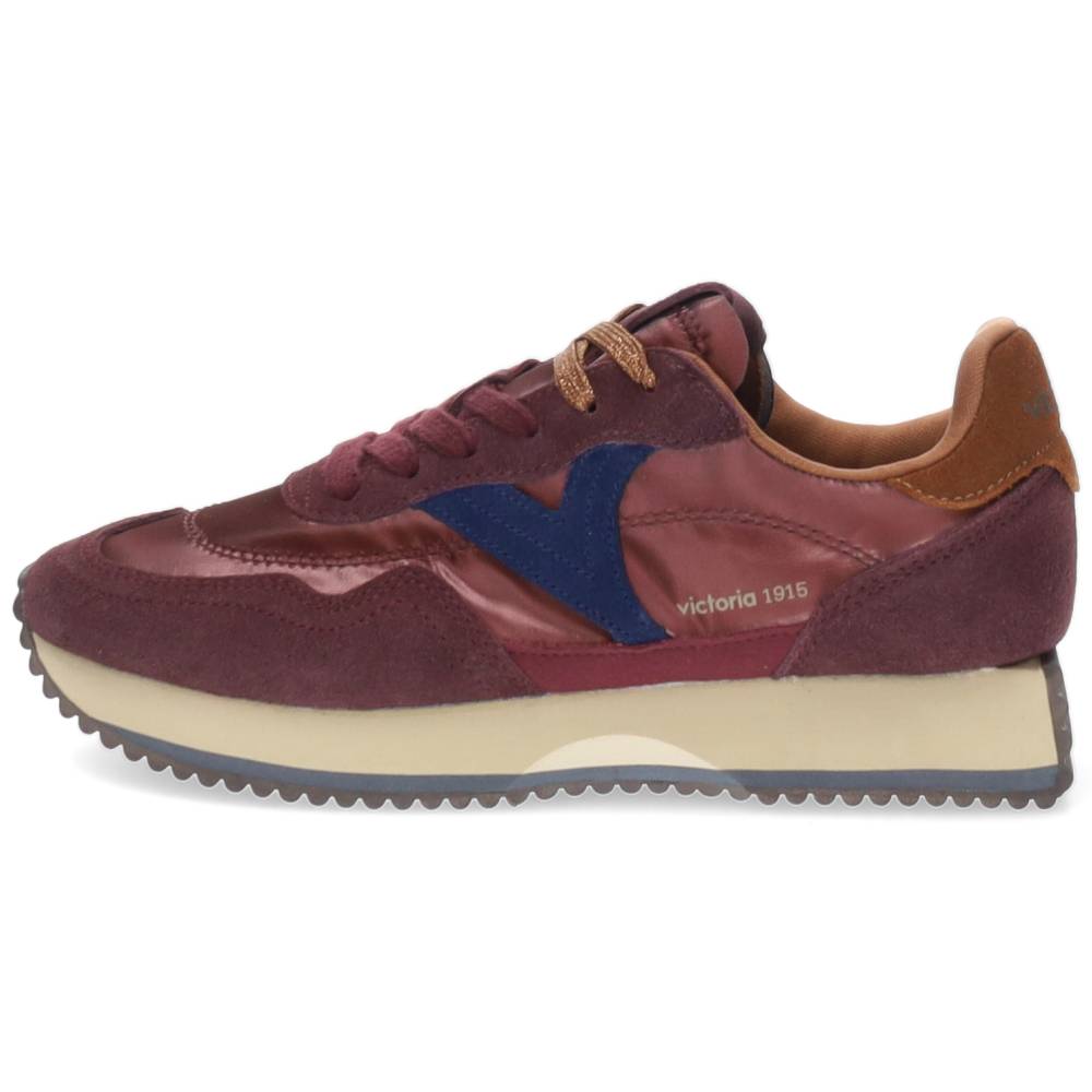 bordeaux sneaker