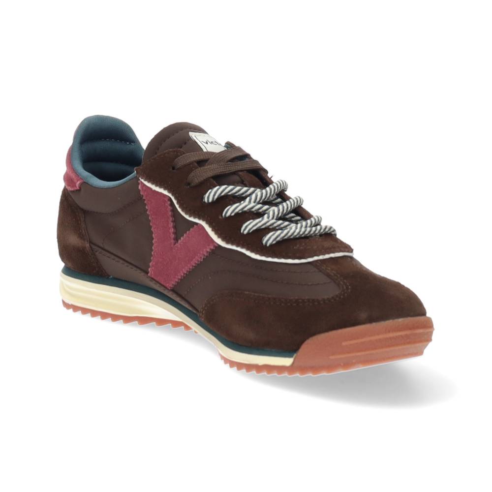 bruine sneaker