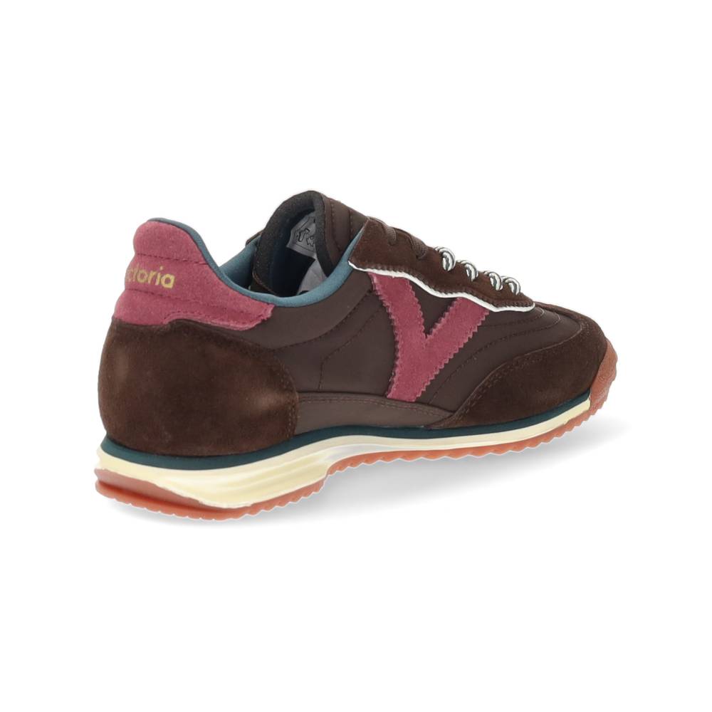 bruine sneaker